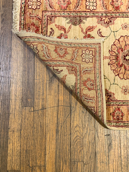 Hand-Knotted Sultanabad Vegetable-Dyed Wool Rug, 2' 5" x 9' 5" (K)