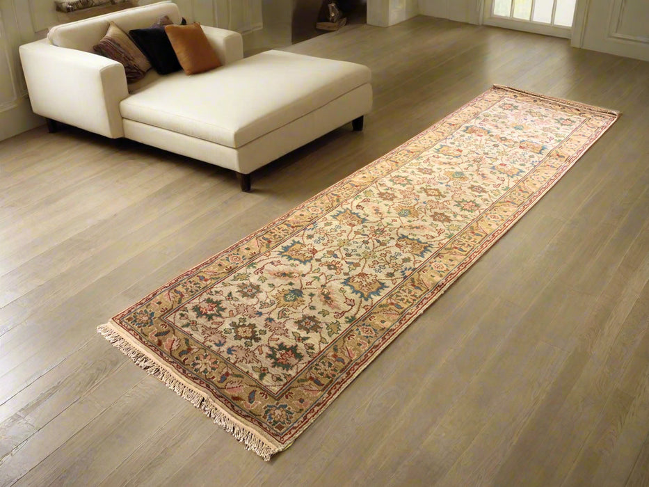 Sultanabad 100% wool Hand Made Rug - size 2' 7" x 9' 8" (P)
