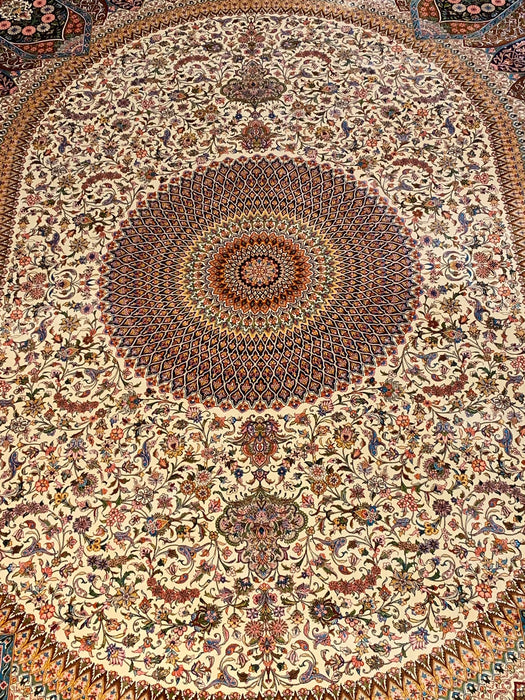 Exquisite 100% Silk Persian Design Rug – Elegant and Luxurious, size  9' 8" x 13' 3"