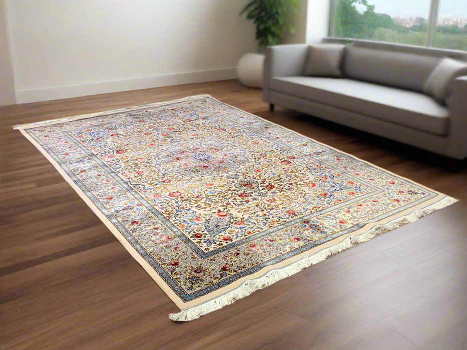 Exquisite 100% Silk Persian Design Rug – Elegant and Luxurious, size 6' 7" x 9' 10"