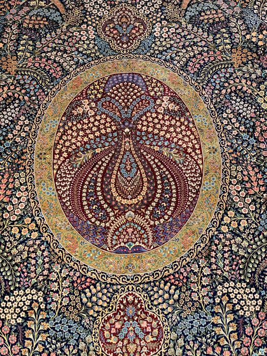 Exquisite 100% Silk Persian Design Rug – Elegant and Luxurious, size 9' 7" x 13'