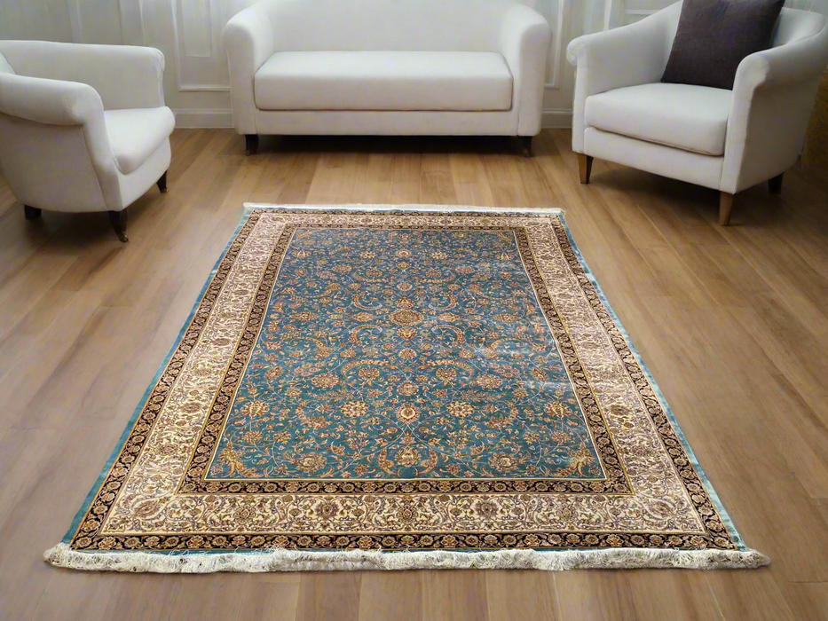 Exquisite 100% Silk Persian Design Rug – Elegant and Luxurious, size 6' 7" x 9' 9"
