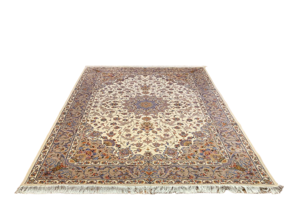 Exquisite 100% Silk Persian Design Rug – Elegant and Luxurious, size 6' 7" x 9' 9"