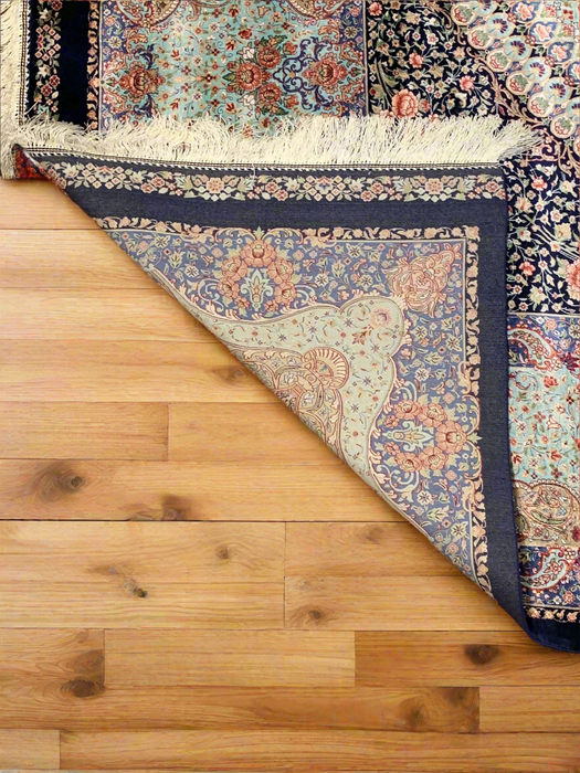 Exquisite 100% Silk Persian Design Rug – Elegant and Luxurious, size 8' 1" x 11' 2"