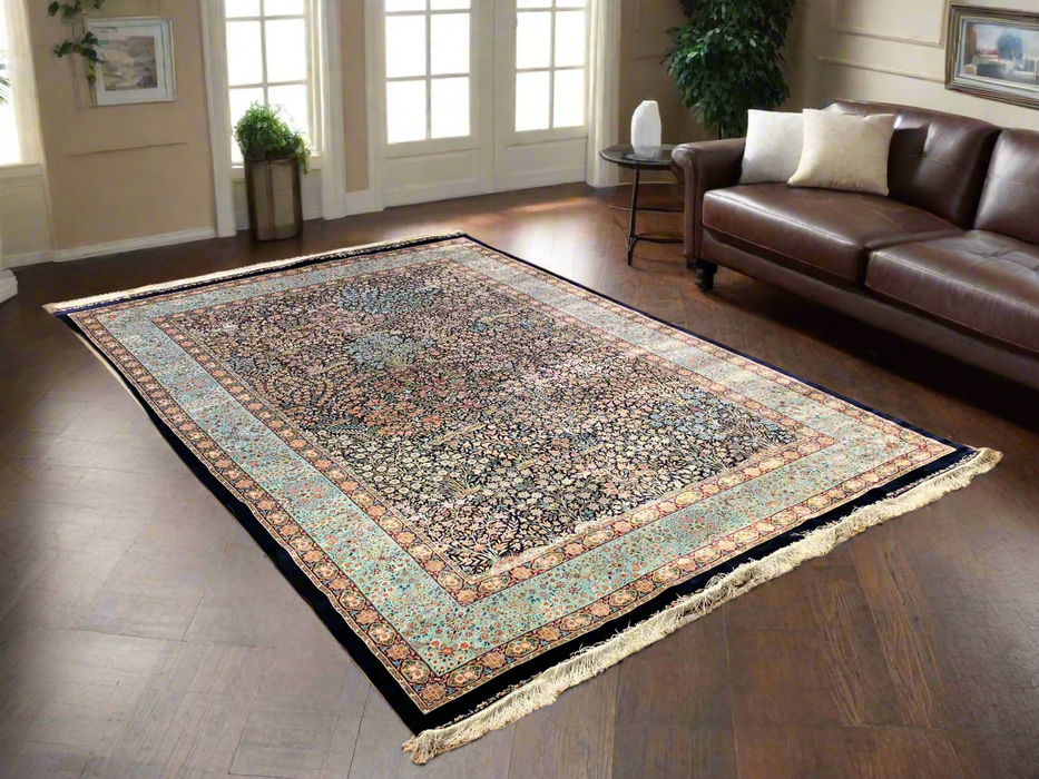 Exquisite 100% Silk Persian Design Rug – Elegant and Luxurious, size 6' 7" x 9' 8"