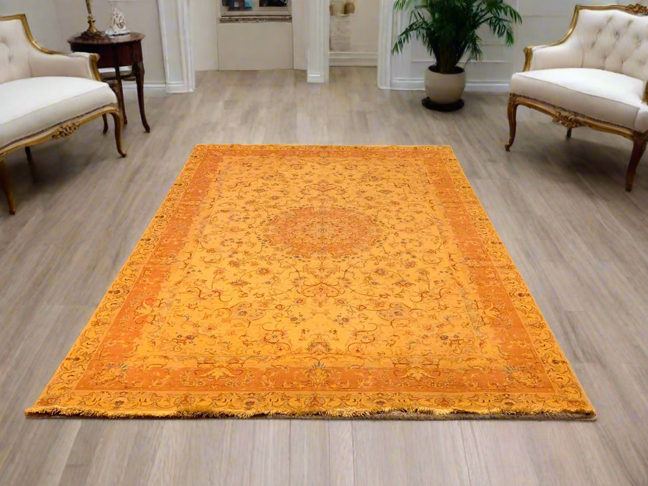 Exquisite 100% Silk Persian Design Rug – Elegant and Luxurious, size 7" x 10"