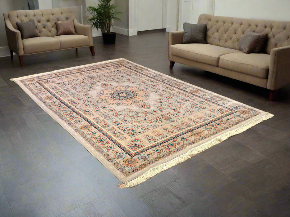 Exquisite 100% Silk Persian Design Rug – Elegant and Luxurious, size 6' 6" x 9' 10"