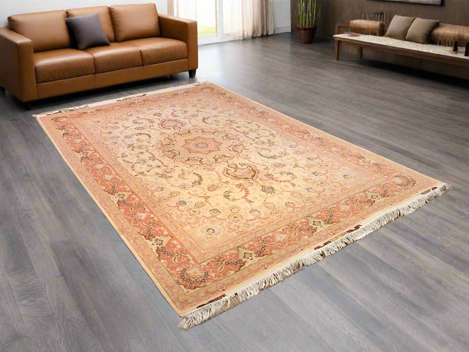 Exquisite 100% Silk Persian Design Rug – Elegant and Luxurious, size 7" x 10"