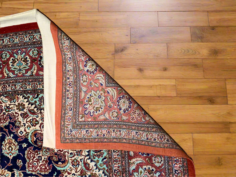 Exquisite 100% Silk Persian Design Rug – Elegant and Luxurious, size 6' 8" x 10' 1"