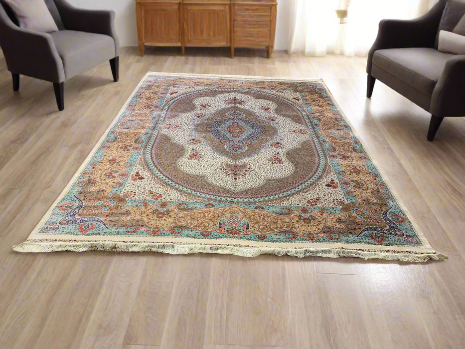 Exquisite 100% Silk Persian Design Rug – Elegant and Luxurious, size 8' 1" x 11' 2"