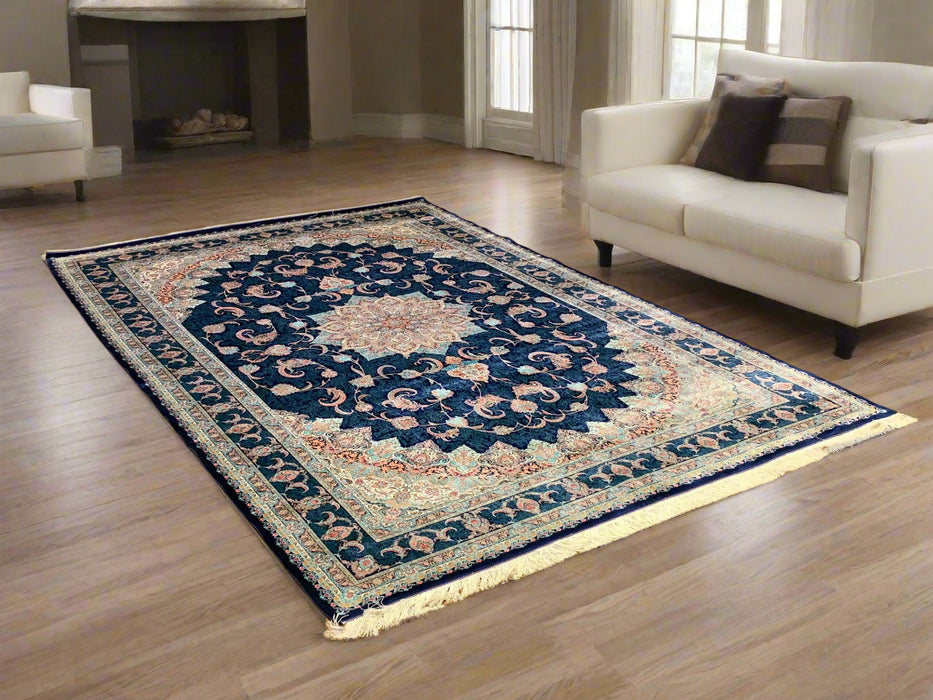 Exquisite 100% Silk Persian Design Rug – Elegant and Luxurious, size 6' 6" x 9' 8"