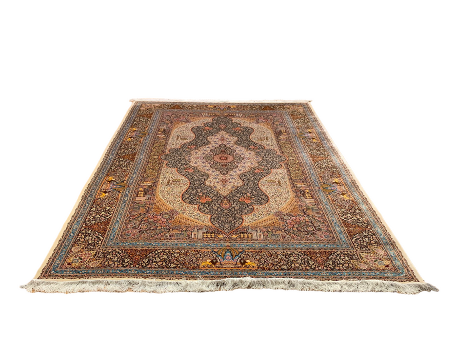 Exquisite 100% Silk Persian Design Rug – Elegant and Luxurious, size 6' 6" x 9' 9"