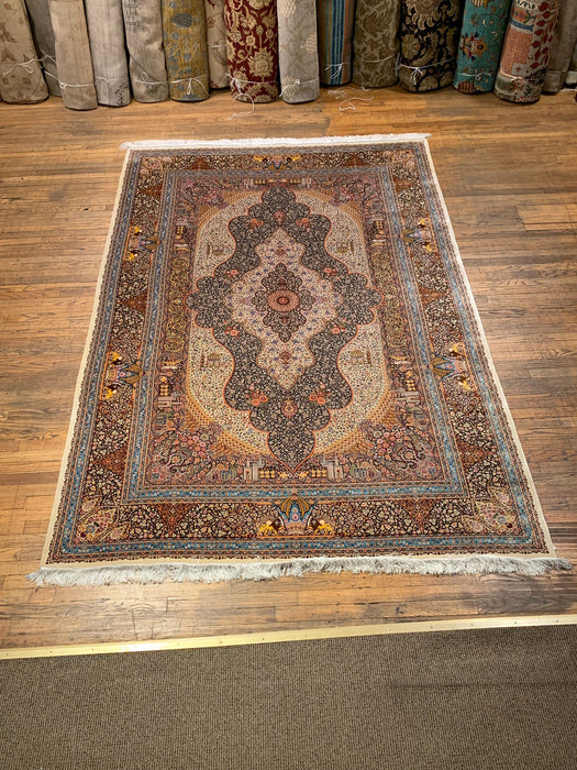 Exquisite 100% Silk Persian Design Rug – Elegant and Luxurious, size 6' 6" x 9' 9"