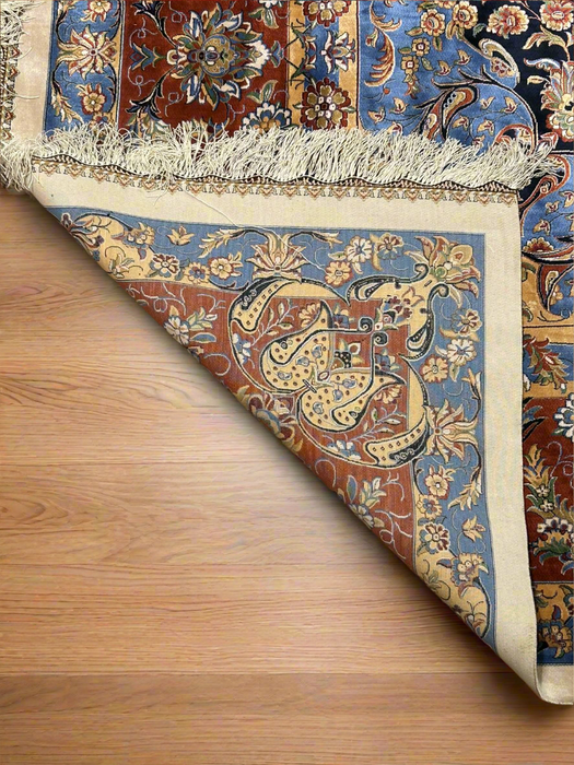 Exquisite 100% Silk Persian Design Rug – Elegant and Luxurious, size 9' 9" x 12' 9"  (H)
