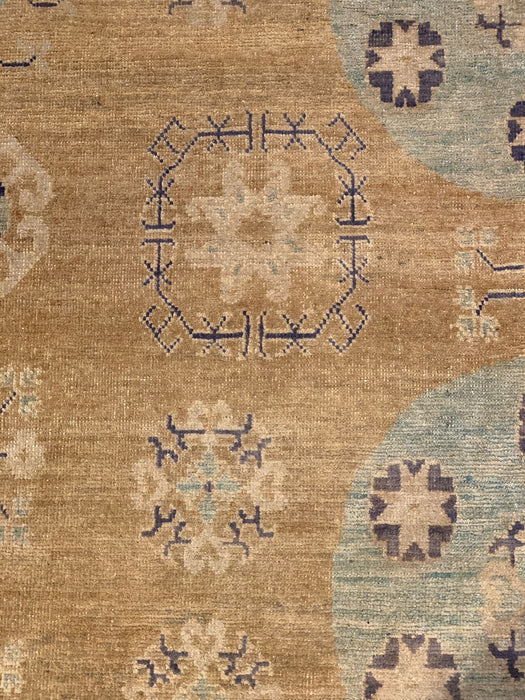 Khotan Pomegranate design Oriental Rug: Size 9" x 12' 4"