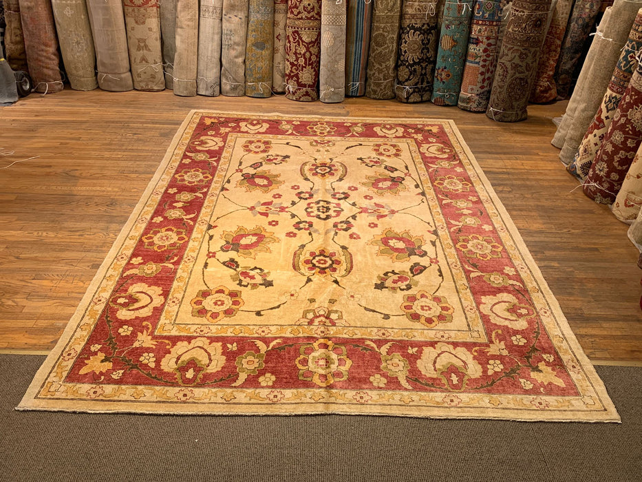 Hand-Knotted Sultanabad Vegetable-Dyed Wool Rug, 9" x 12' 4"  (K)