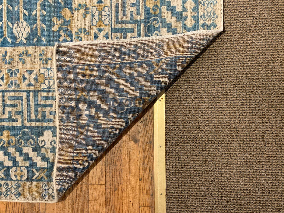 Khotan Pomegranate design Oriental Rug, size 9' 6"  11' 7"  (D)