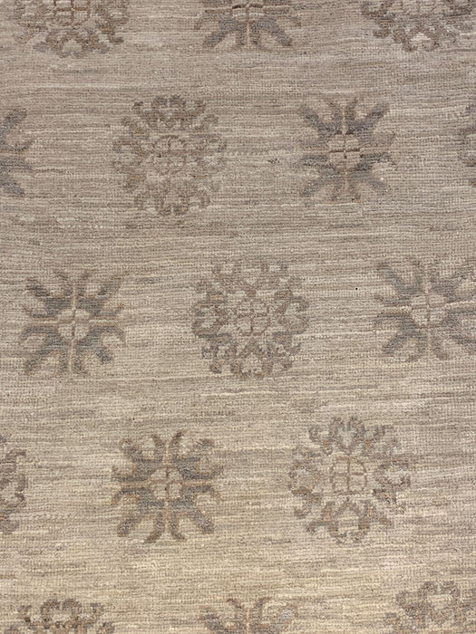 Hand-Knotted Sultanabad Vegetable-Dyed Wool Rug, 10" x 13"  (K)