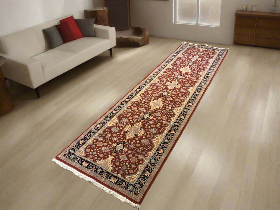 Sultanabad 100% wool Hand Made Rug - size 2' 8" x 10' 6"  (P)