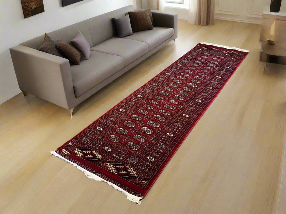 Hand-Knotted Pakistani Bokhara Rug – 100% Wool, size 2' 8" x 10' 3"  (M)