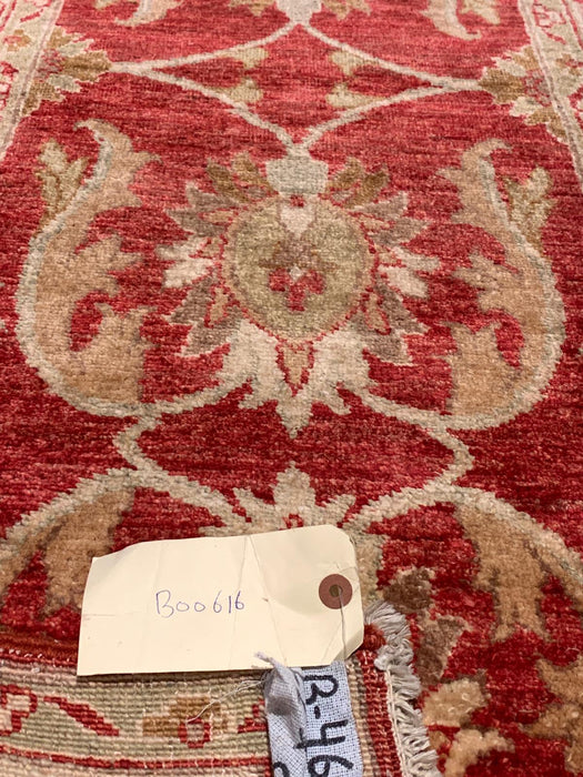 Hand-Knotted Sultanabad Vegetable-Dyed Wool Rug, 2' 8" x 8' 10" (K)