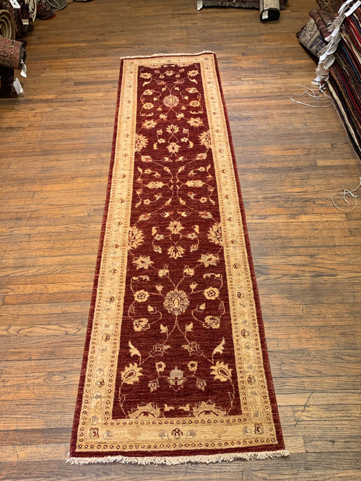 Hand-Knotted Sultanabad Vegetable-Dyed Wool Rug, 2' 7" x 10' 3"  (K)