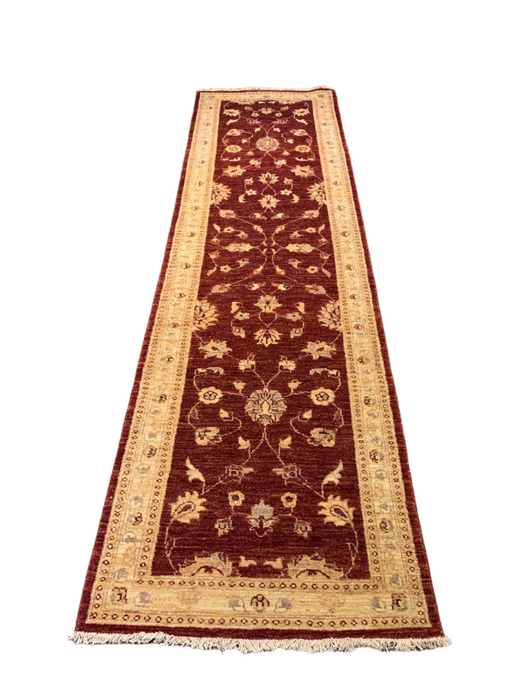 Hand-Knotted Sultanabad Vegetable-Dyed Wool Rug, 2' 7" x 10' 3"  (K)