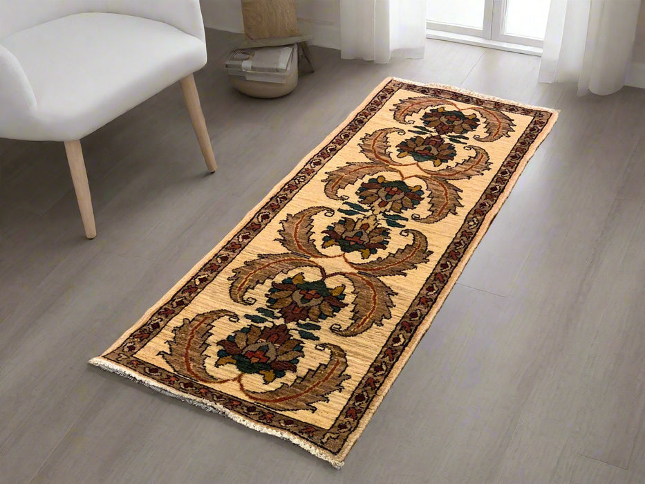 Hand-Knotted Sultanabad Vegetable-Dyed Wool Rug, 1' 8" x 4' 10" (K)