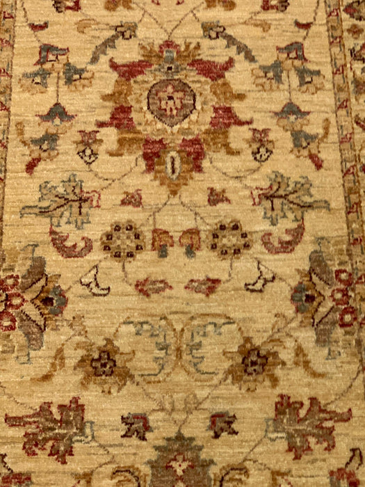 Hand-Knotted Sultanabad Vegetable-Dyed Wool Rug, 2' 8" x 9' 7" (K)