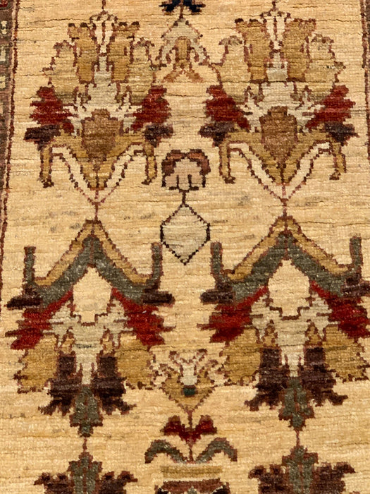 Hand-Knotted Sultanabad Vegetable-Dyed Wool Rug, 1' 8" x 4' 10"  (K)