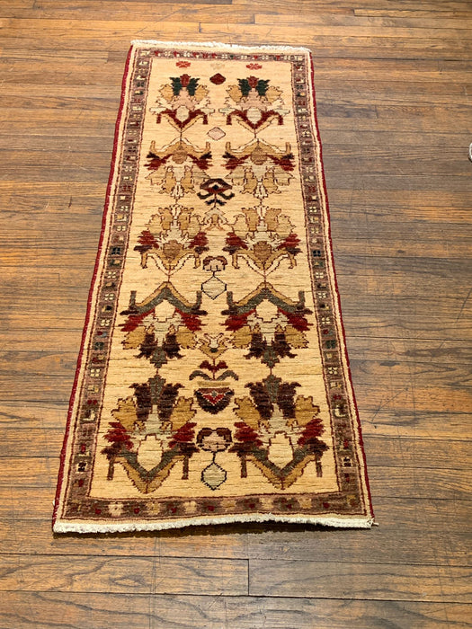 Hand-Knotted Sultanabad Vegetable-Dyed Wool Rug, 1' 8" x 4' 10"  (K)