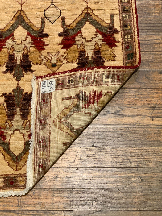 Hand-Knotted Sultanabad Vegetable-Dyed Wool Rug, 1' 8" x 4' 10"  (K)