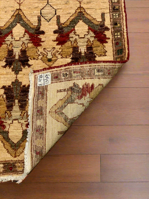 Hand-Knotted Sultanabad Vegetable-Dyed Wool Rug, 1' 8" x 4' 10"  (K)