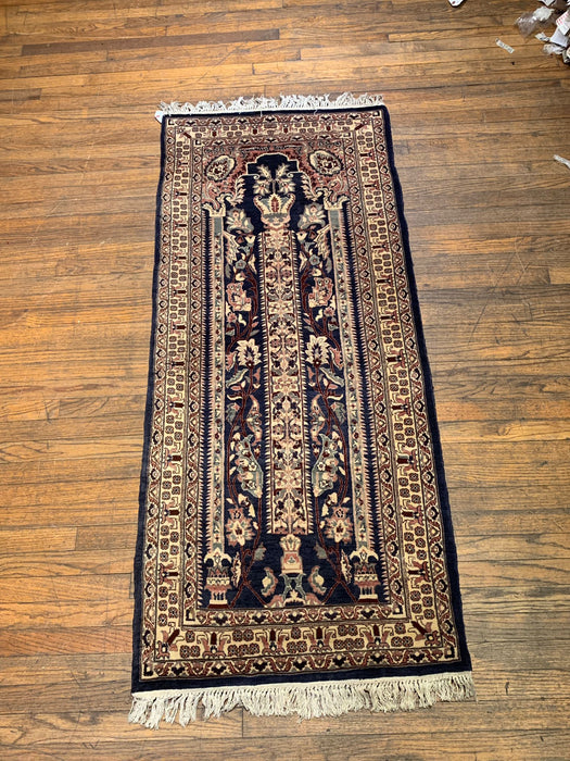 Hand-Knotted Pakistani Wool Rug, Tribal/Floral Design, 2' 5" x 5' 8" (N) Double