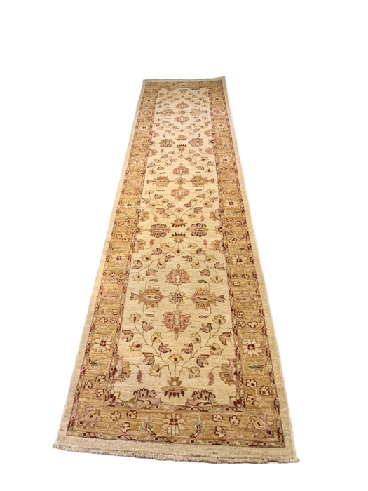 Hand-Knotted Sultanabad Vegetable-Dyed Wool Rug, 2' 8" x 11' 6"  (K)