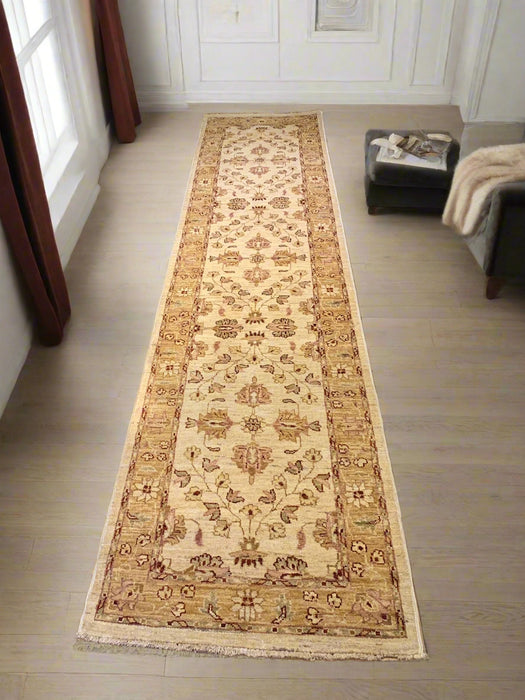 Hand-Knotted Sultanabad Vegetable-Dyed Wool Rug, 2' 8" x 11' 6"  (K)