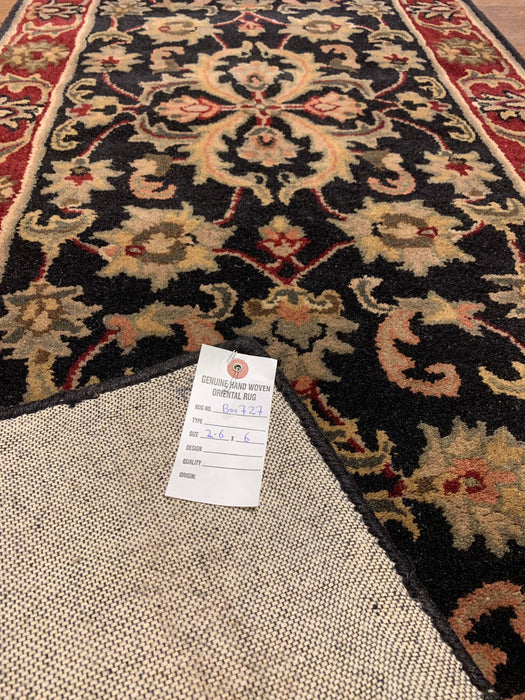 Persian-Inspired. Modern Defined. Turkish Made Rug, 2' 6" x 6' (O)