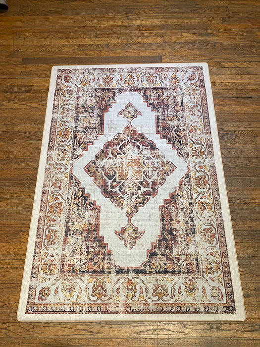 Persian-Inspired. Modern Defined. Turkish Made Rug, 3' 3" x 4' 10" (O)