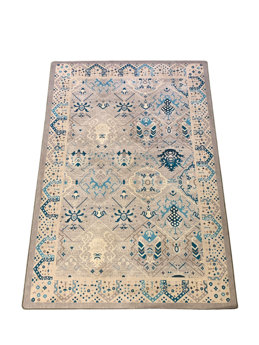 Persian-Inspired. Modern Defined. Turkish Made Rug, 3' 3" x 4' 10" (O)