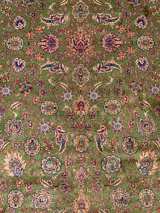 Exquisite 100% Silk Persian Design Rug – Elegant and Luxurious, size 2' 7" x 12' 9" (H)