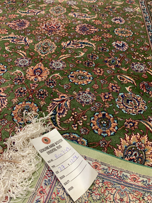 Exquisite 100% Silk Persian Design Rug – Elegant and Luxurious, size 2' 7" x 12' 9" (H)