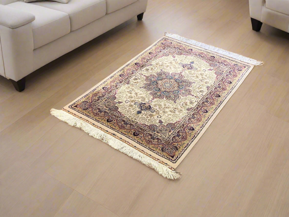 Exquisite 100% Silk Persian Design Rug – Elegant and Luxurious, size 2' 6" x  4"(H)