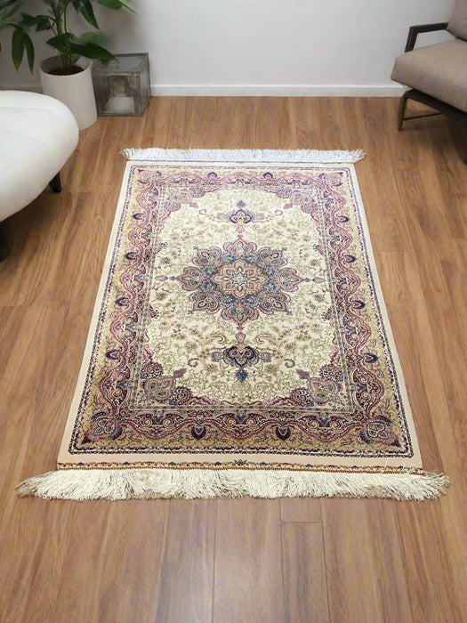 Exquisite 100% Silk Persian Design Rug – Elegant and Luxurious, size 2' 6" x  4"(H)
