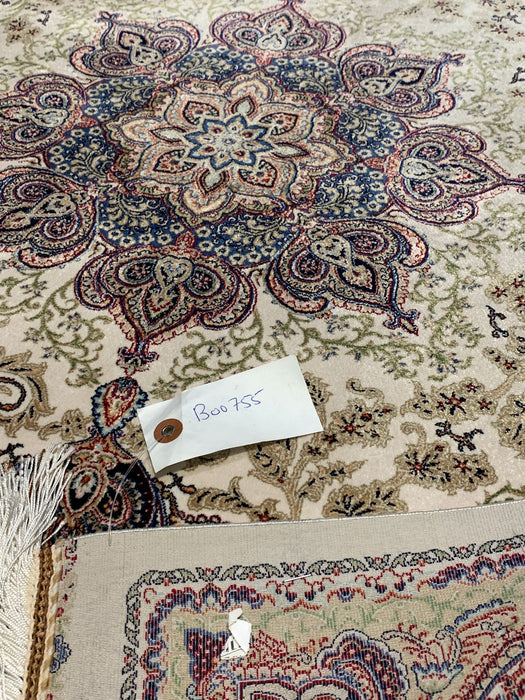 Exquisite 100% Silk Persian Design Rug – Elegant and Luxurious, size 2' 6" x  4"(H)