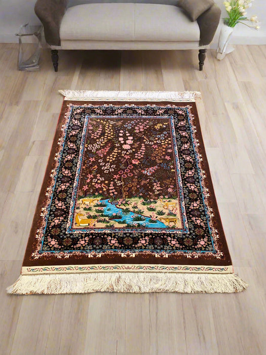 Exquisite 100% Silk Persian Design Rug – Elegant and Luxurious, size 2' 6" x 4"  (H)