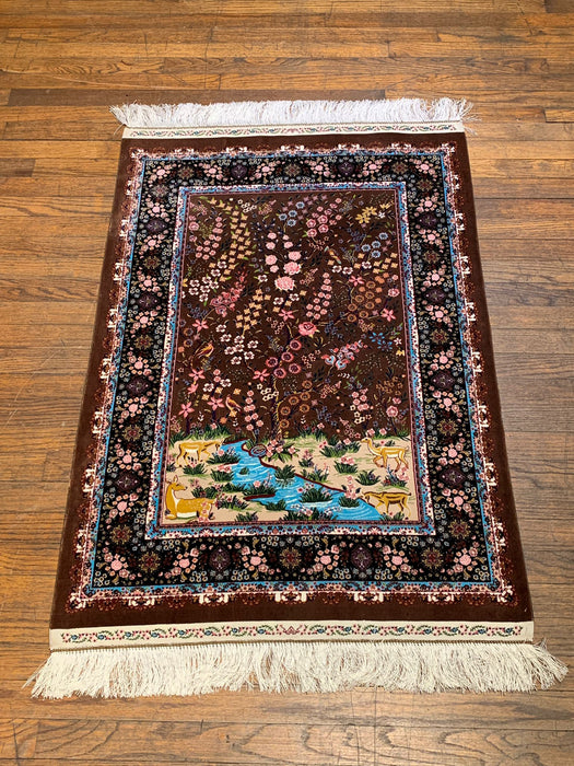 Exquisite 100% Silk Persian Design Rug – Elegant and Luxurious, size 2' 6" x 4"  (H)