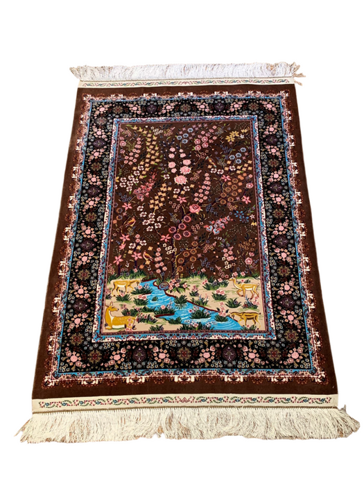 Exquisite 100% Silk Persian Design Rug – Elegant and Luxurious, size 2' 6" x 4"  (H)
