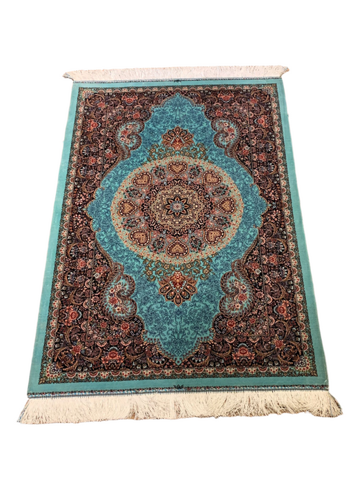 Exquisite 100% Silk Persian Tabriz Rug – Elegant and Luxurious, size 2' 6" x 4"