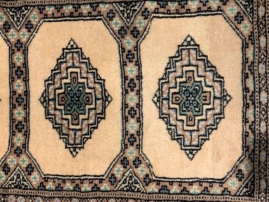 Hand-Knotted Pakistani Bokhara Rug – 100% Wool, 2' 1" x 3' 1"  (M)