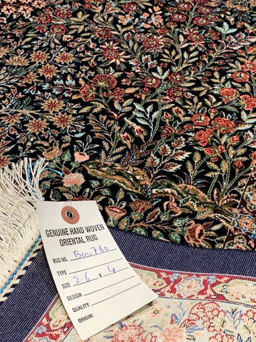 Exquisite 100% Silk Persian Isphahan Rug – Elegant and Luxurious, size 2' 6" x 4"